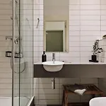 Levia - 3 Bedrooms And Balcony In Eixample Esquerra
